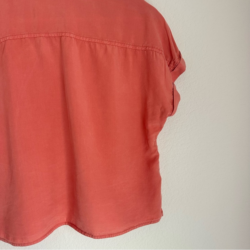 Thread & Supply Women’s Coral Lyocell Button Front Roll Sleeve Blouse Size Small - Picture 9 of 16